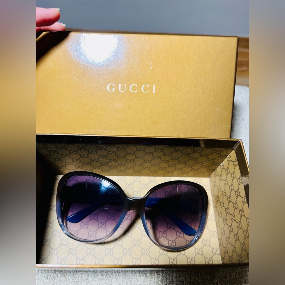 GUCCI women’s sunglasses
